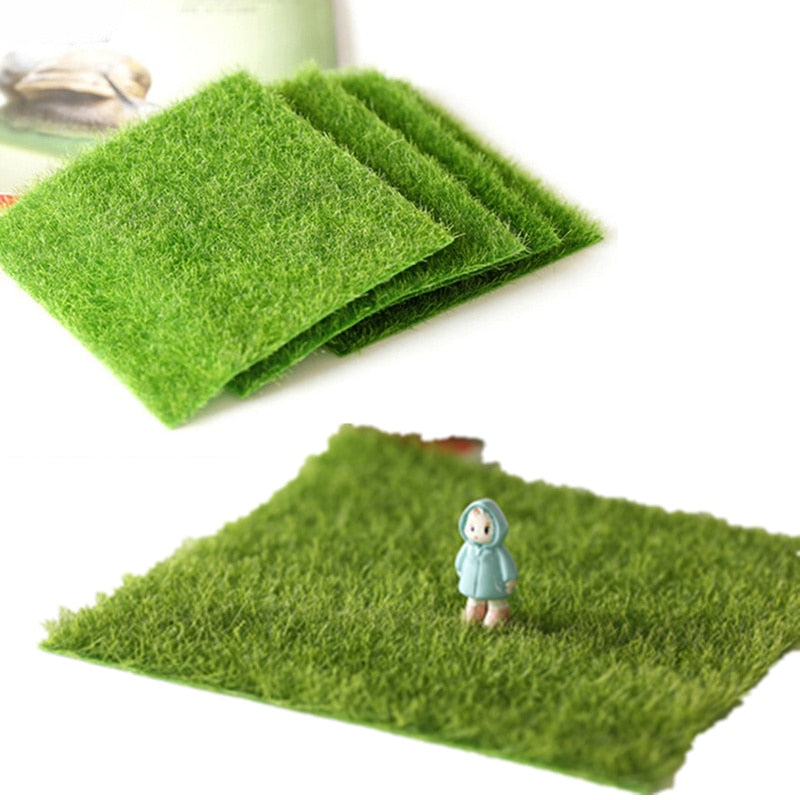 1pc Artificial Green Grass Mini Doll house Accessories Toys 15*15CM Fake Moss Furniture Courtyard Pretend Play Garden Toys for K